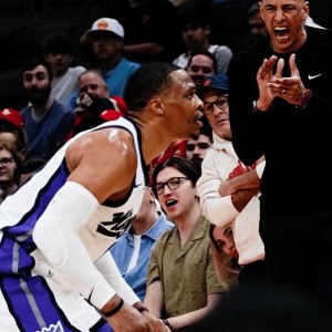 开云中国区-7记三分轰28+3！谢泼德火箭第一，你再超神下去，联盟就大结局了